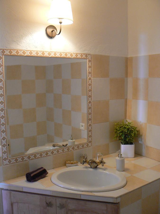 Chambres D'Hotes De La Verrerie Lioux 外观 照片