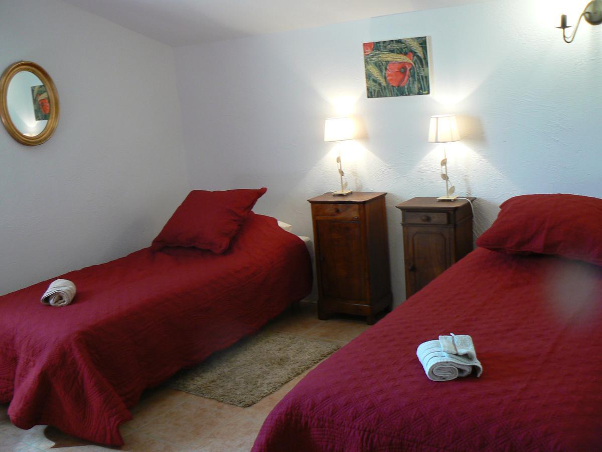Chambres D'Hotes De La Verrerie Lioux 外观 照片