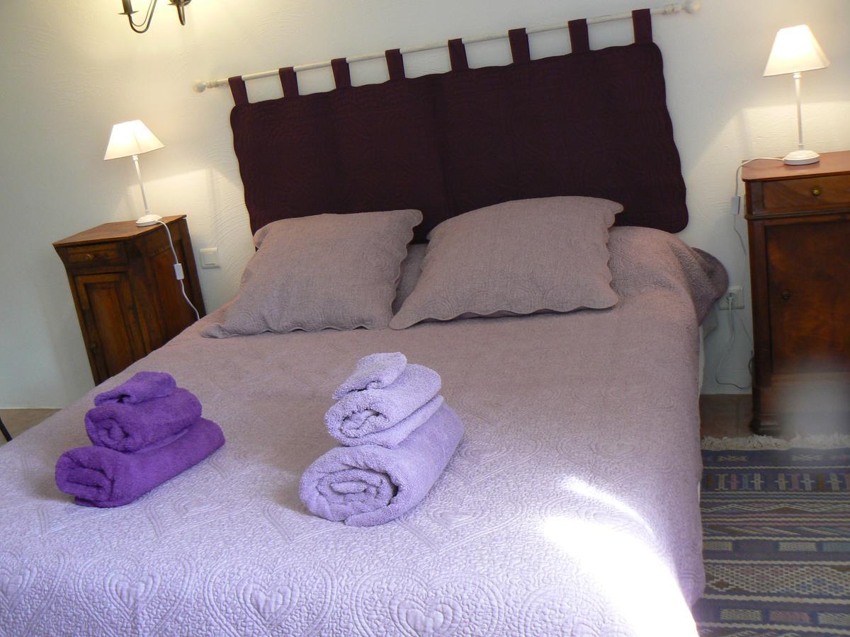 Chambres D'Hotes De La Verrerie Lioux 外观 照片